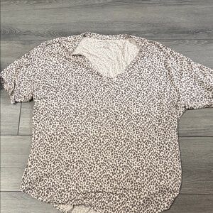 American Eagle Outfitters Short Sleeve Leopard Tee - Taupe & Cream